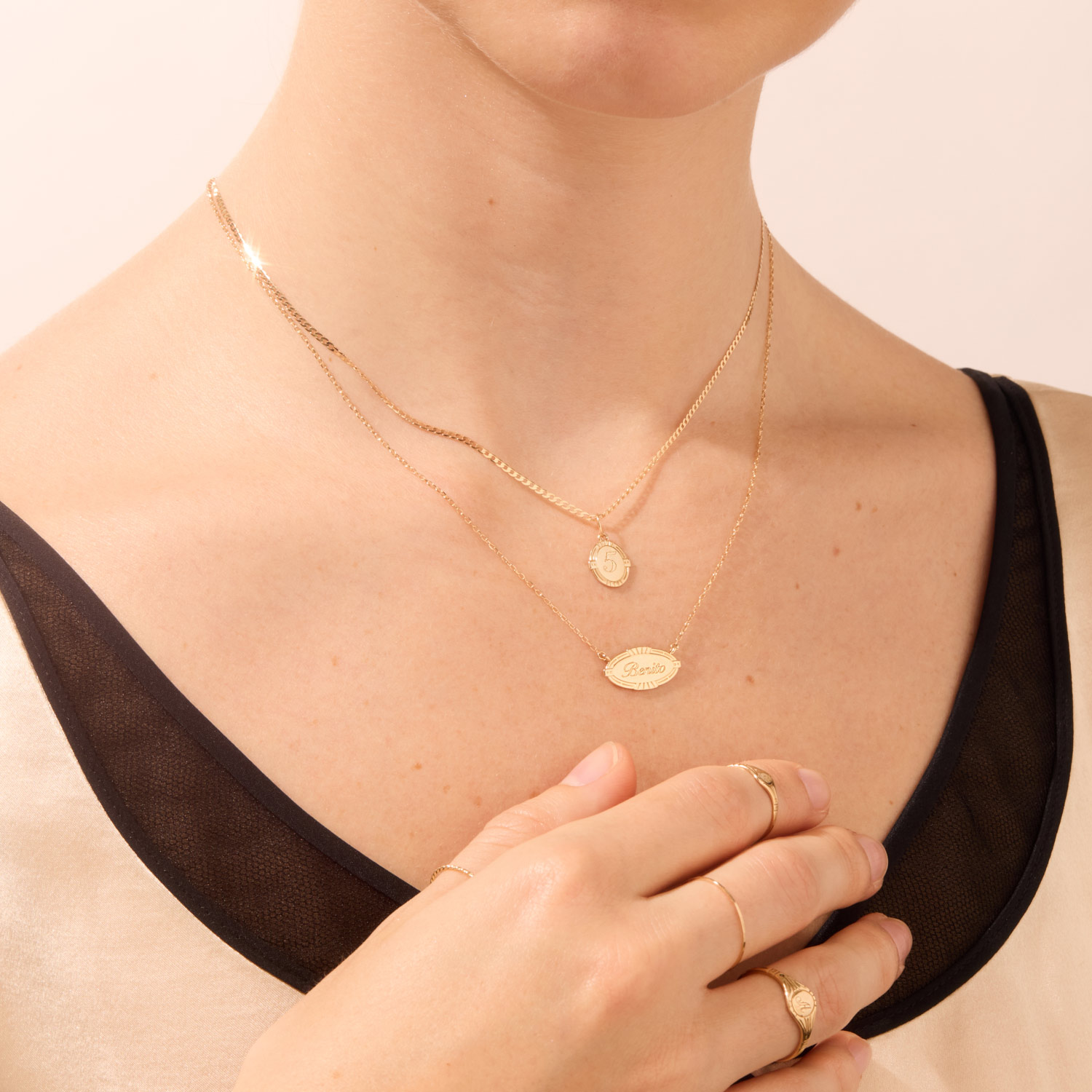 Catbird Jewelry - Cygnet Charm, Yellow Gold