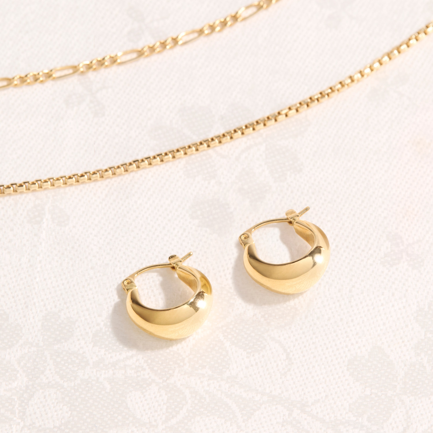 Catbird Jewelry - Coupe Gold Dome Hoop (single)