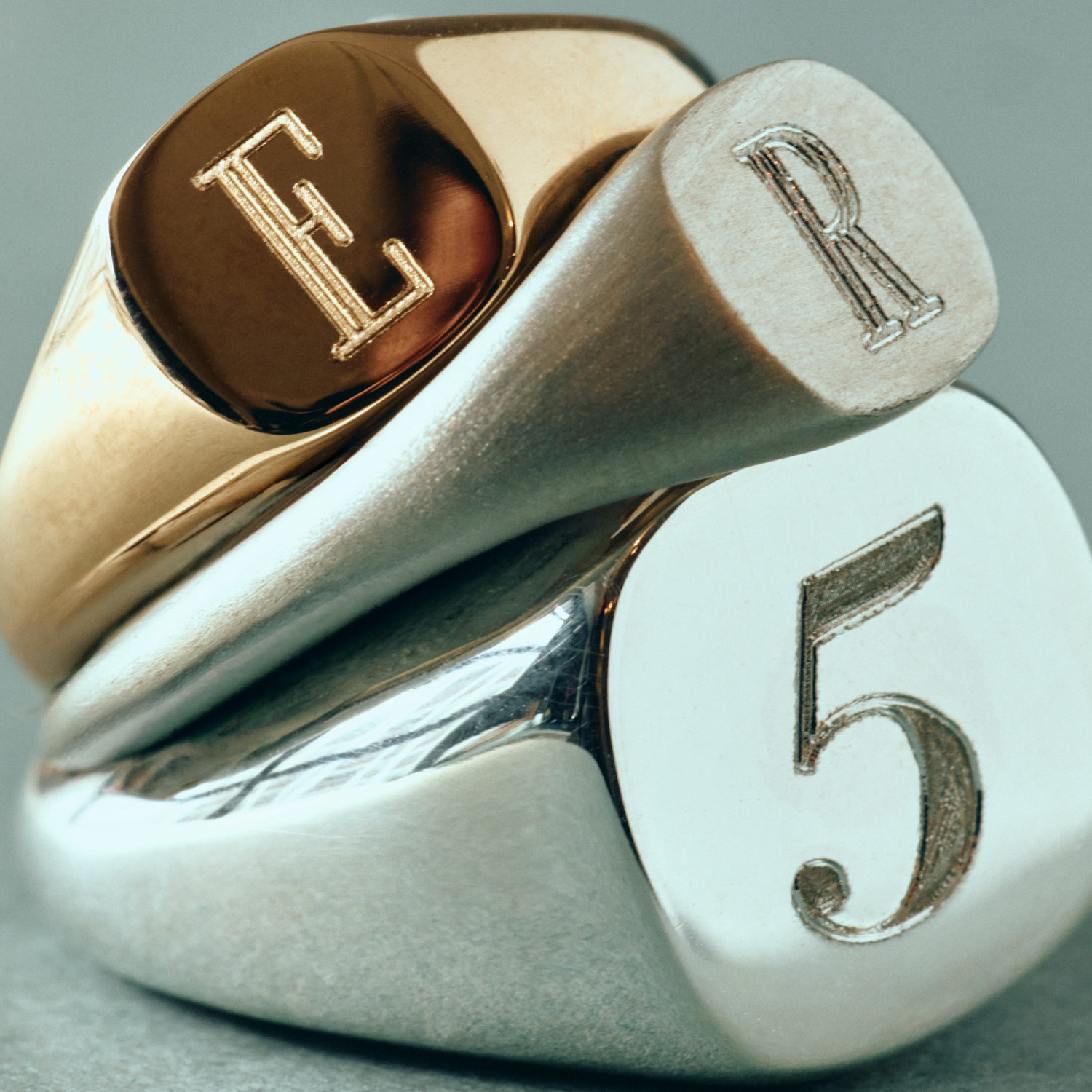 Catbird Jewelry - Diver Signet Ring, Yellow Gold