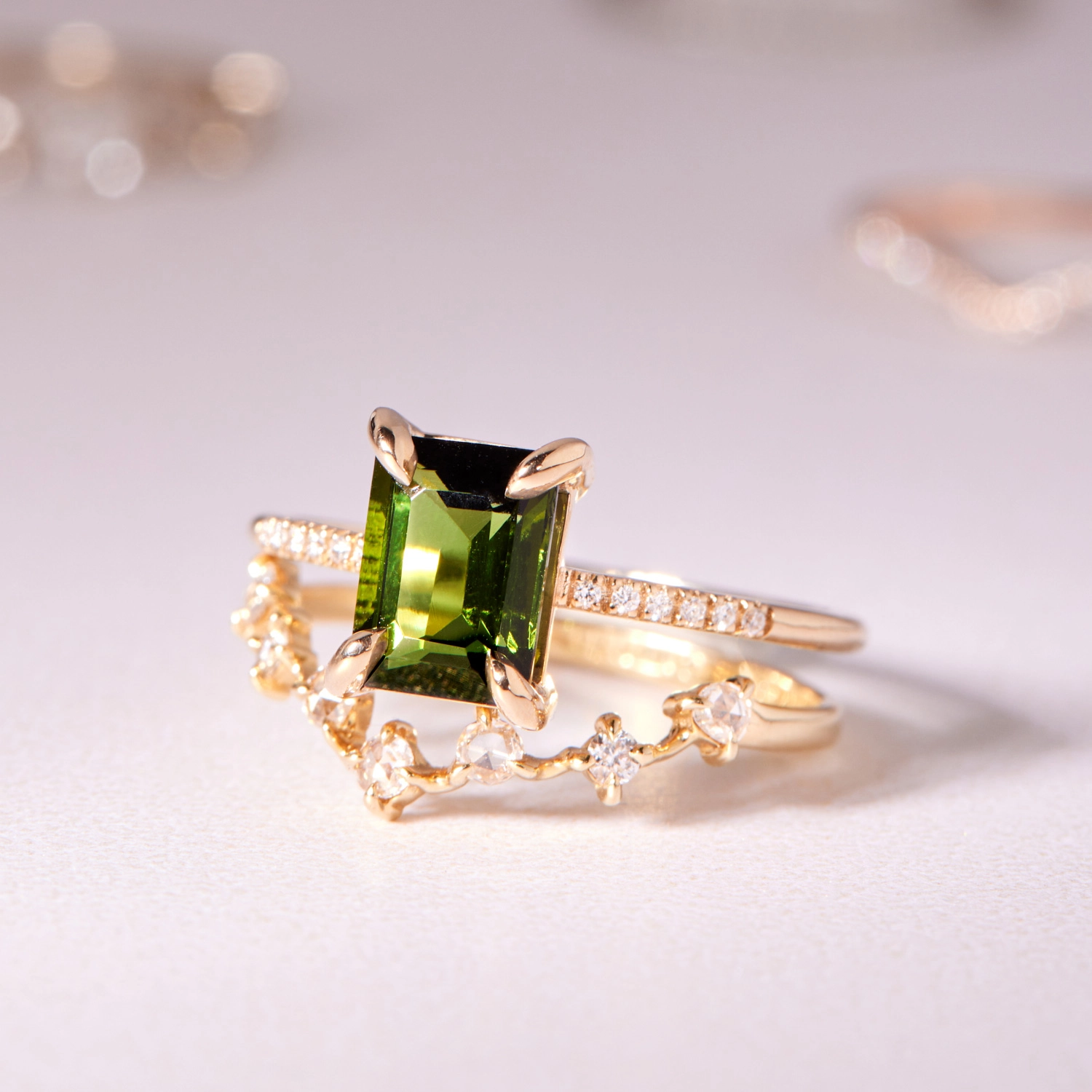 Catbird Jewelry - Pastille Tourmaline Solitaire Ring Supreme, Rind Green