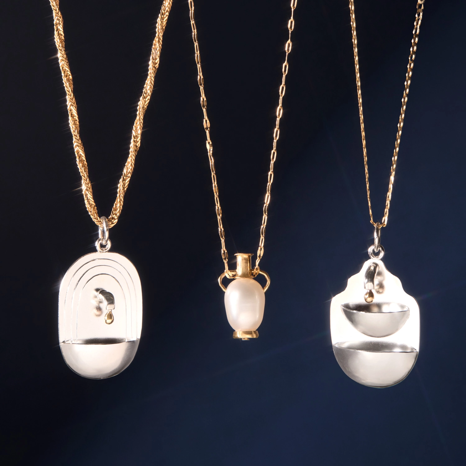 Palm Sunday - Double Well Fontanella Pendant