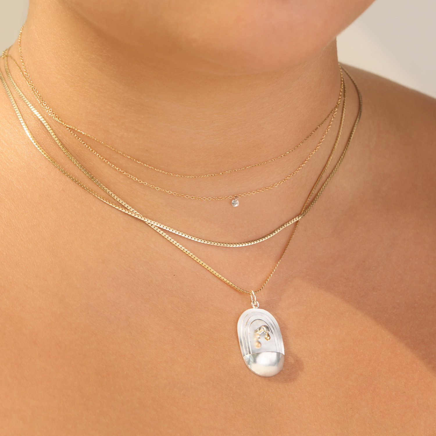 Palm Sunday - Single Well Fontanella Pendant