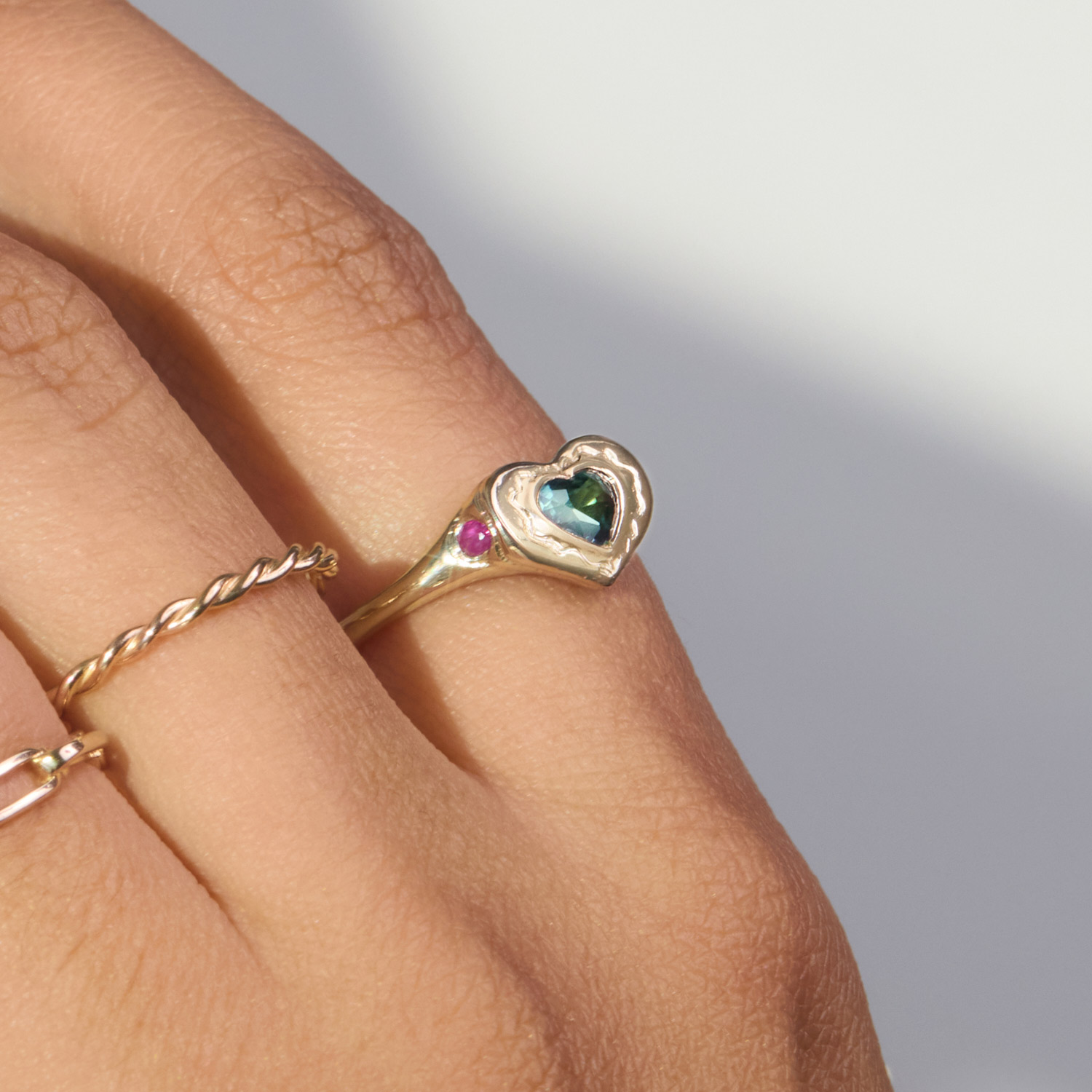 Green Sapphire Squiggle Heart Signet Ring | Catbird NYC