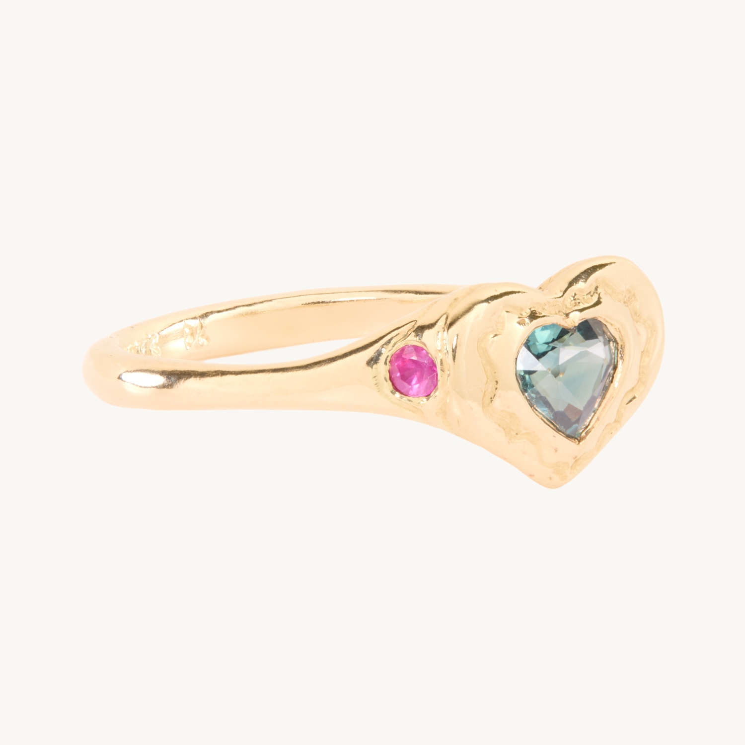 Green Sapphire Squiggle Heart Signet Ring | Catbird NYC